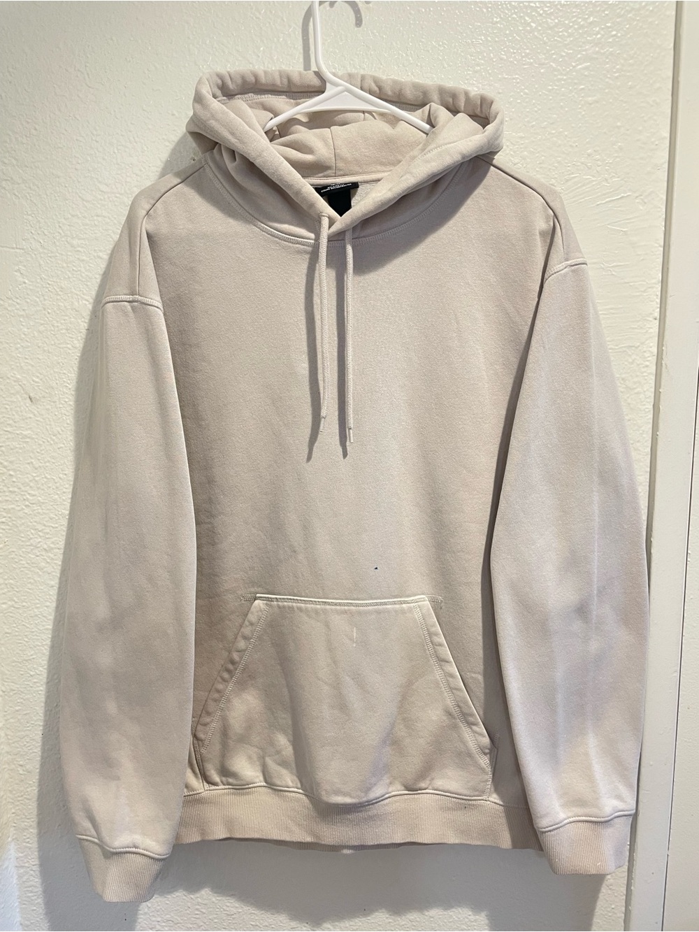 H&M Relaxed Fit Cream Pullover Hoodie Sweatshirt Mens Size Medium M Blank